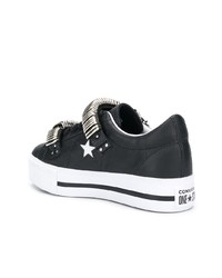 schwarze Leder niedrige Sneakers von Converse