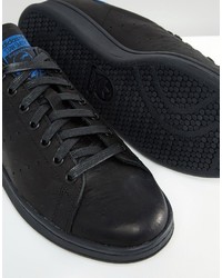 schwarze Leder niedrige Sneakers von adidas