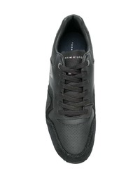 schwarze Leder niedrige Sneakers von Tommy Hilfiger