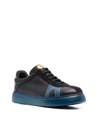 schwarze Leder niedrige Sneakers von Camper