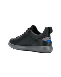 schwarze Leder niedrige Sneakers von Camper