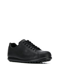 schwarze Leder niedrige Sneakers von Camper