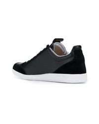 schwarze Leder niedrige Sneakers von Emporio Armani