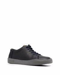 schwarze Leder niedrige Sneakers von Camper