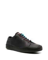 schwarze Leder niedrige Sneakers von Camper