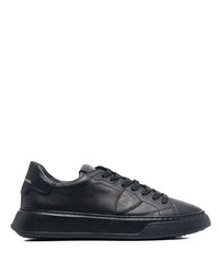 schwarze Leder niedrige Sneakers von Philippe Model Paris