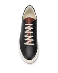 schwarze Leder niedrige Sneakers von Common Projects