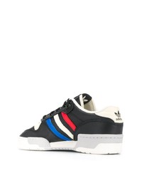 schwarze Leder niedrige Sneakers von adidas