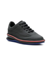 schwarze Leder niedrige Sneakers von Camper