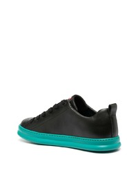 schwarze Leder niedrige Sneakers von Camper