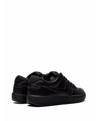 schwarze Leder niedrige Sneakers von Nike