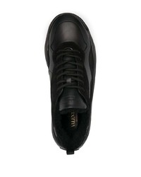 schwarze Leder niedrige Sneakers von Valentino Garavani