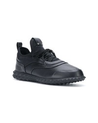 schwarze Leder niedrige Sneakers von Valentino