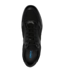 schwarze Leder niedrige Sneakers von Geox