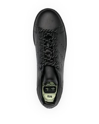 schwarze Leder niedrige Sneakers von Adidas By Pharrell Williams