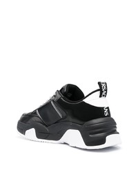 schwarze Leder niedrige Sneakers von VERSACE JEANS COUTURE