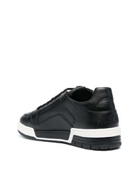 schwarze Leder niedrige Sneakers von Moschino