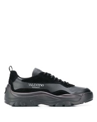schwarze Leder niedrige Sneakers von Valentino Garavani