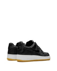 schwarze Leder niedrige Sneakers von Nike