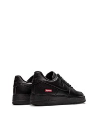 schwarze Leder niedrige Sneakers von Nike