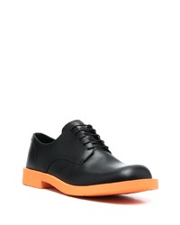 schwarze Leder Oxford Schuhe von Camper