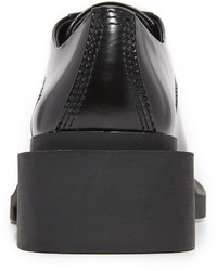 schwarze Leder Oxford Schuhe von DKNY