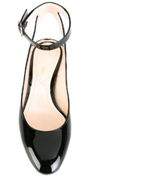 schwarze Leder Pumps von Nicholas Kirkwood