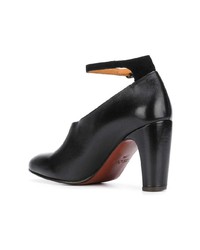 schwarze Leder Pumps von Chie Mihara