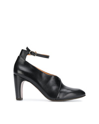 schwarze Leder Pumps von Chie Mihara