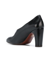 schwarze Leder Pumps von Chie Mihara