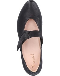 schwarze Leder Pumps von Think!