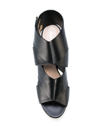 schwarze Leder Sandaletten von Nicholas Kirkwood