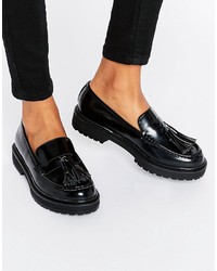 schwarze Leder Slipper mit Quasten von Pull&Bear