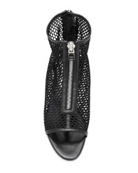 schwarze Leder Stiefeletten mit Ausschnitten von Givenchy