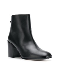 schwarze Leder Stiefeletten von Stuart Weitzman