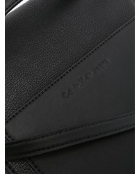 schwarze Leder Umhängetasche von Calvin Klein Jeans