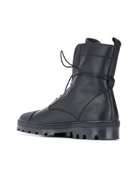 schwarze Lederfreizeitstiefel von Inês Torcato