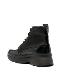 schwarze Lederfreizeitstiefel von Calvin Klein