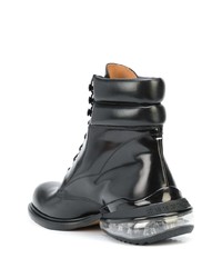 schwarze Lederfreizeitstiefel von Maison Margiela