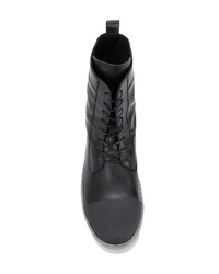 schwarze Lederfreizeitstiefel von Inês Torcato