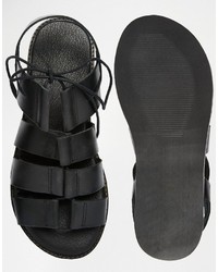 schwarze Ledersandalen von Asos