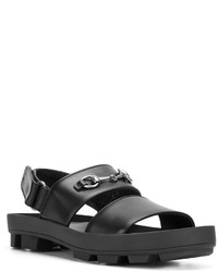 schwarze Ledersandalen von Gucci