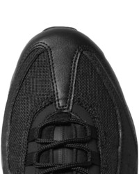 schwarze Lederstiefel von Nike