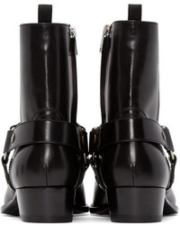 schwarze Lederstiefel von Saint Laurent