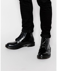 schwarze Lederstiefel von Dr. Martens