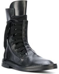 schwarze Lederstiefel von Ann Demeulemeester