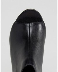 schwarze Lederstiefel von Asos