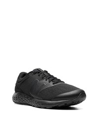 schwarze niedrige Sneakers von New Balance