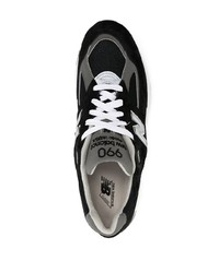 schwarze niedrige Sneakers von New Balance