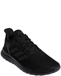 schwarze niedrige Sneakers von adidas